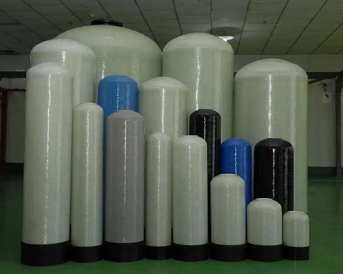 玻璃鋼大型儲(chǔ)罐使用方法及注意事項(xiàng)